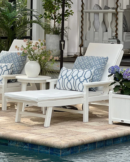 Chaise lounge